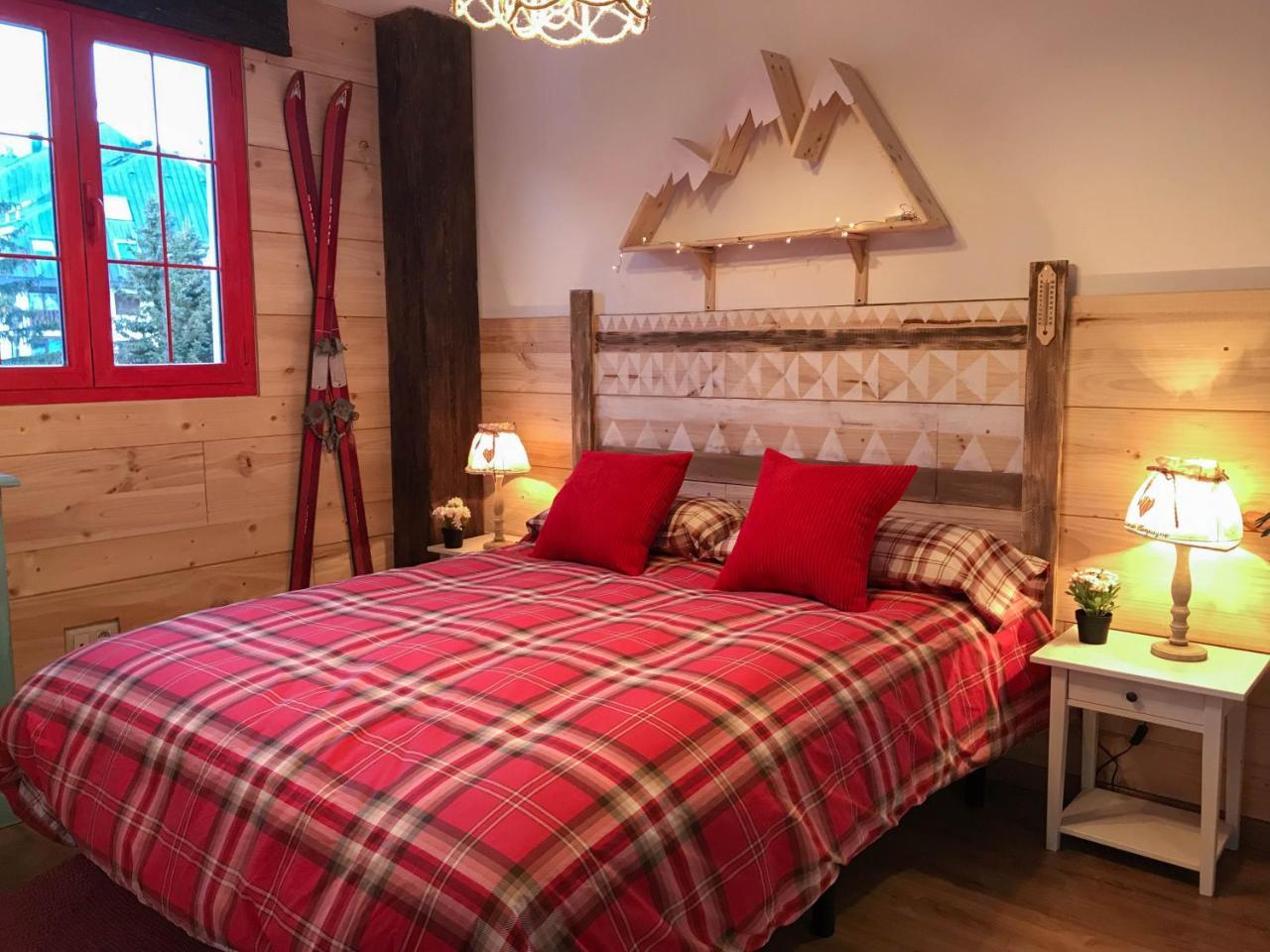 Apartamentos Lorien Candanchú Exteriör bild